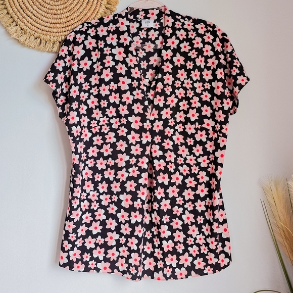 CAbi, Harmony Black Pink Floral V-Neck Oversized Blouse Top, Size Medium - Picture 11 of 11